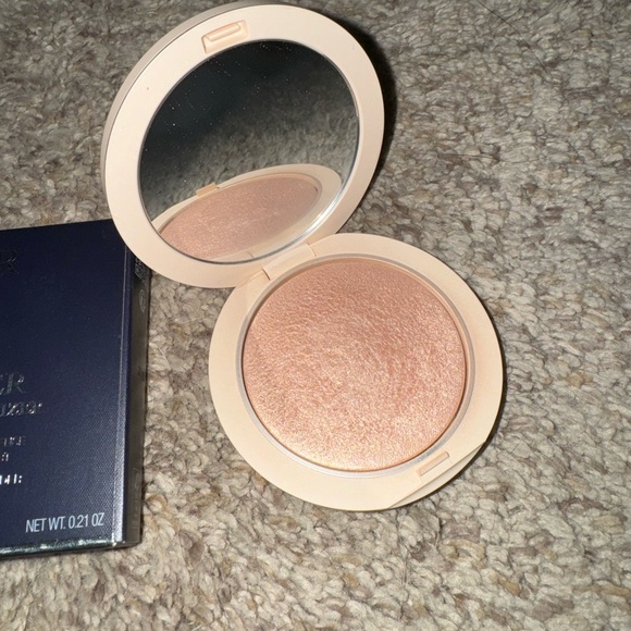 Dior Forever Couture Luminizer 01 Nude Glow - Picture 2 of 3